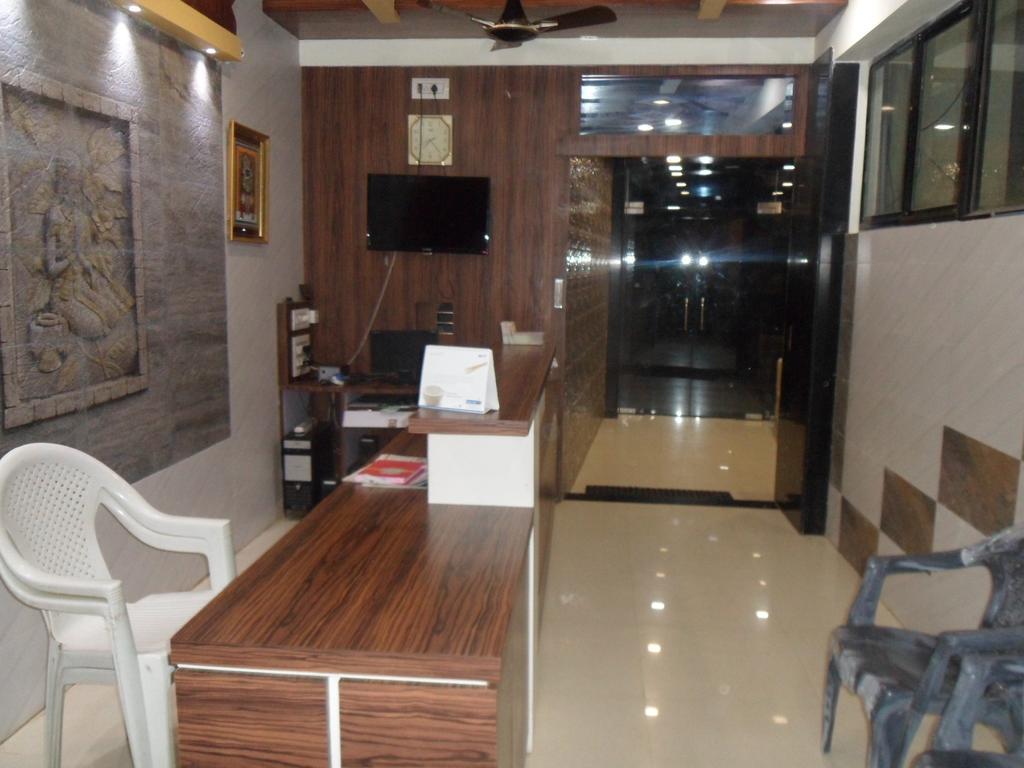 Hotel Madhusudan Dwārka 외부 사진
